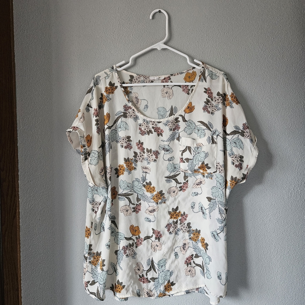 Maurices Floral Blouse with Cream and Blue Accents